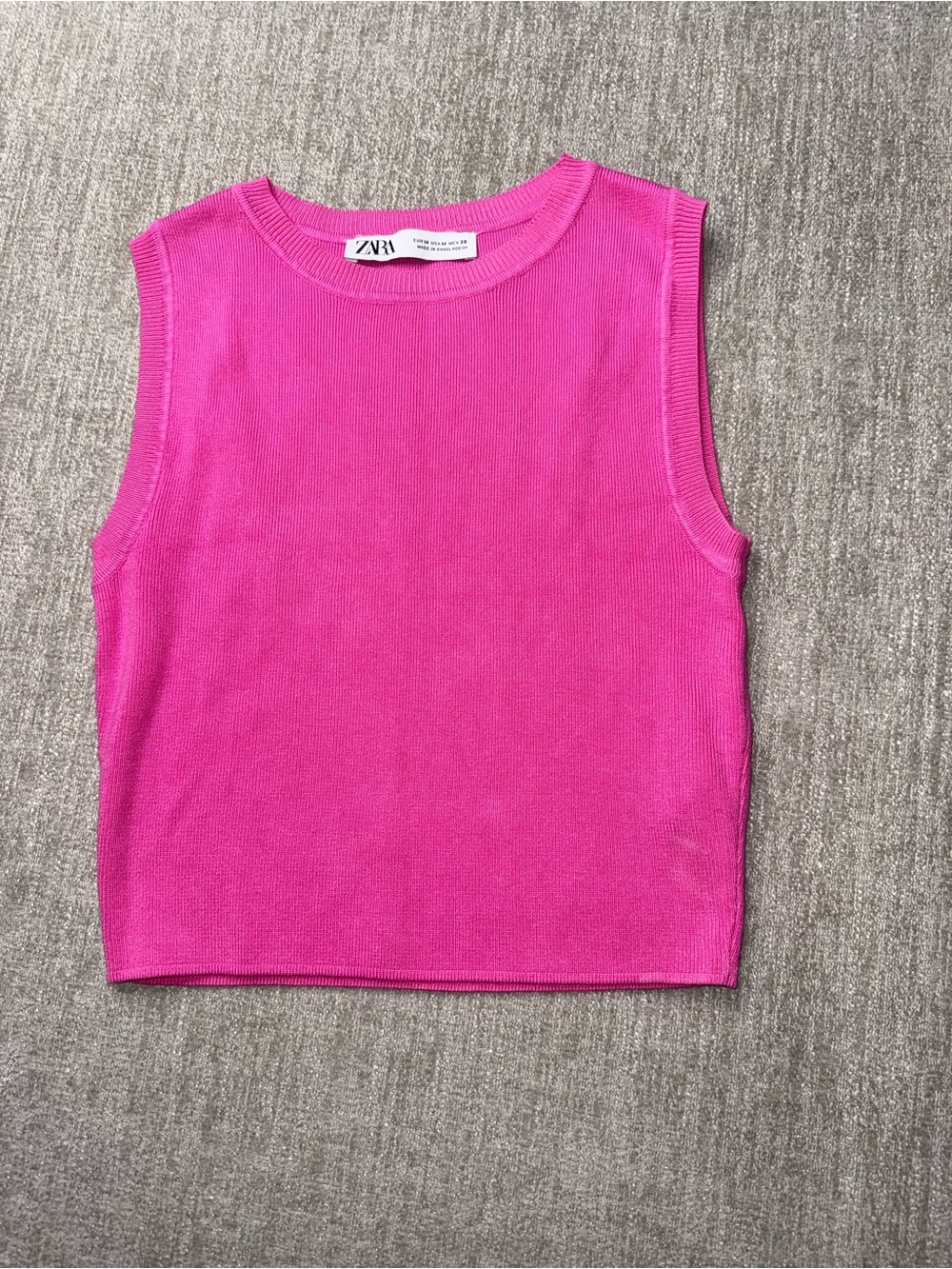 Zara Women’s Medium Hot Pink Fuchsia Sleeveless Knit Sweater Tank Top